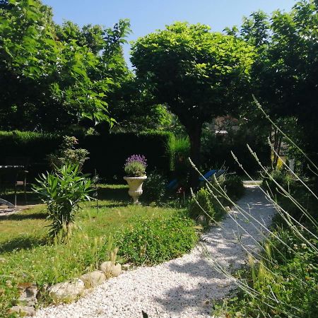 La Mirabelle-Casteil Country House Guest House Exterior photo