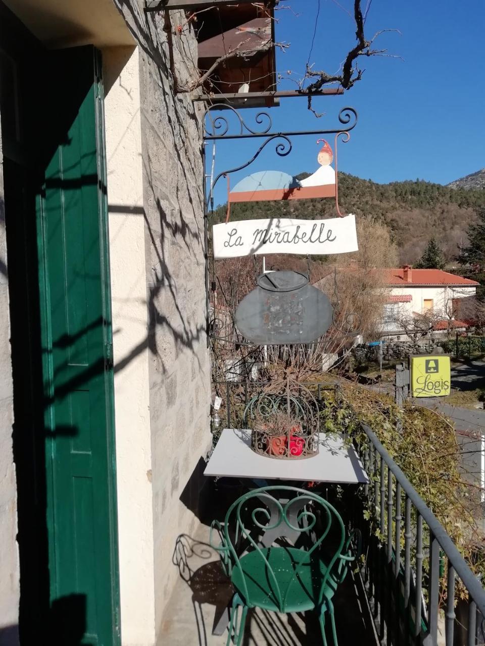 La Mirabelle-Casteil Country House Guest House Exterior photo