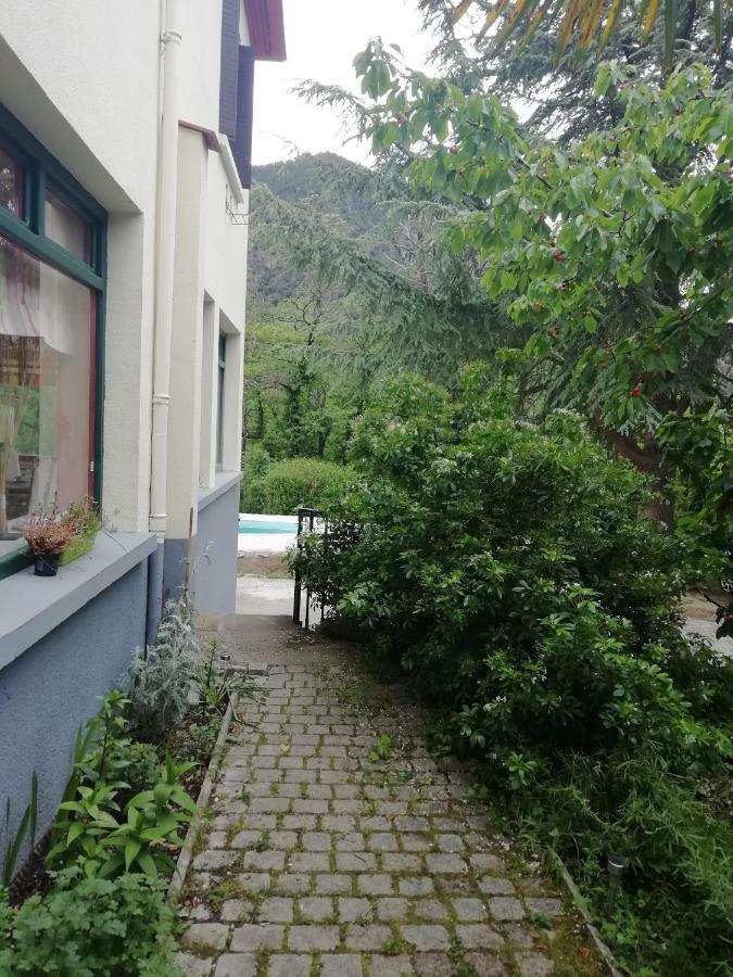 La Mirabelle-Casteil Country House Guest House Exterior photo