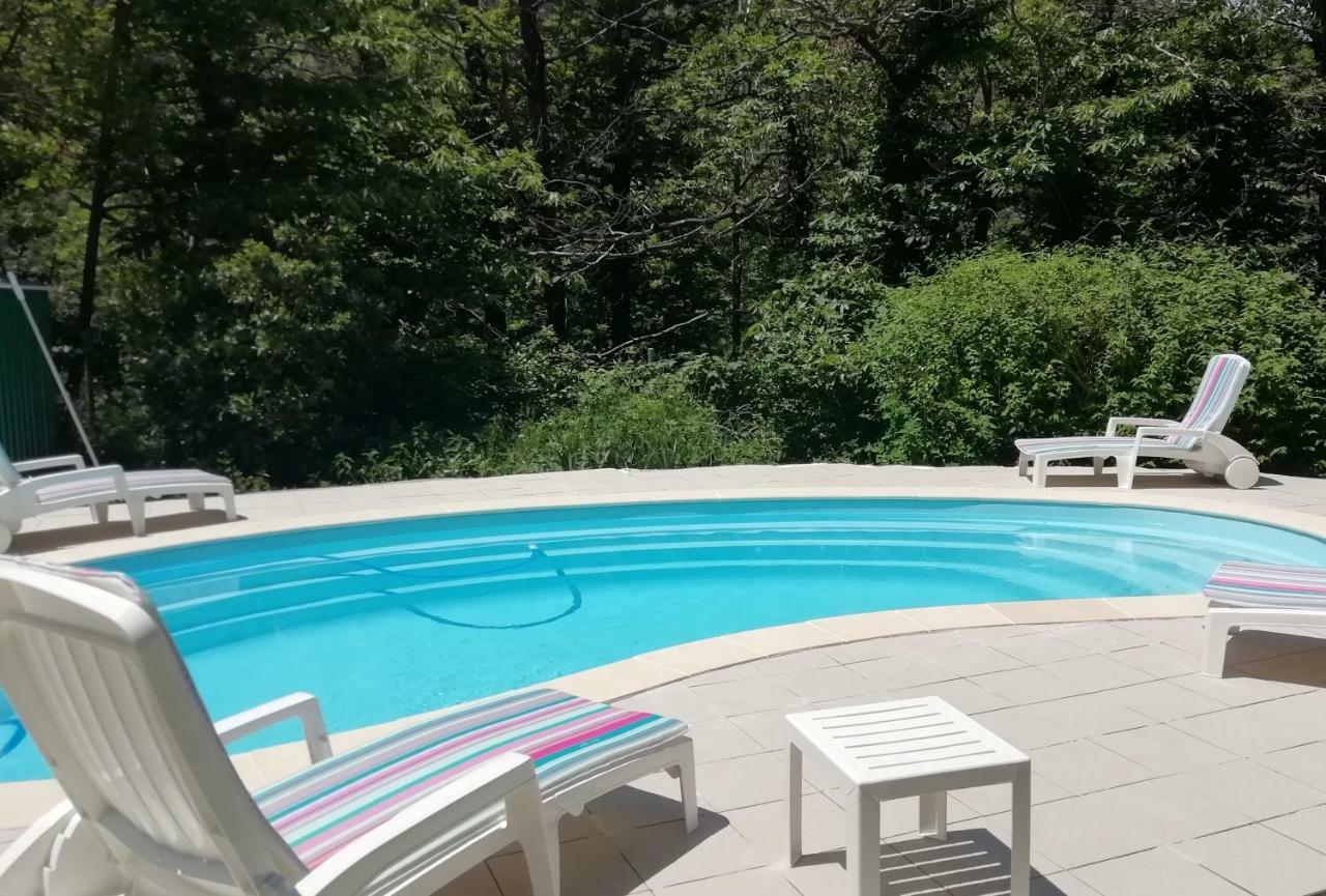 La Mirabelle-Casteil Country House Guest House Exterior photo